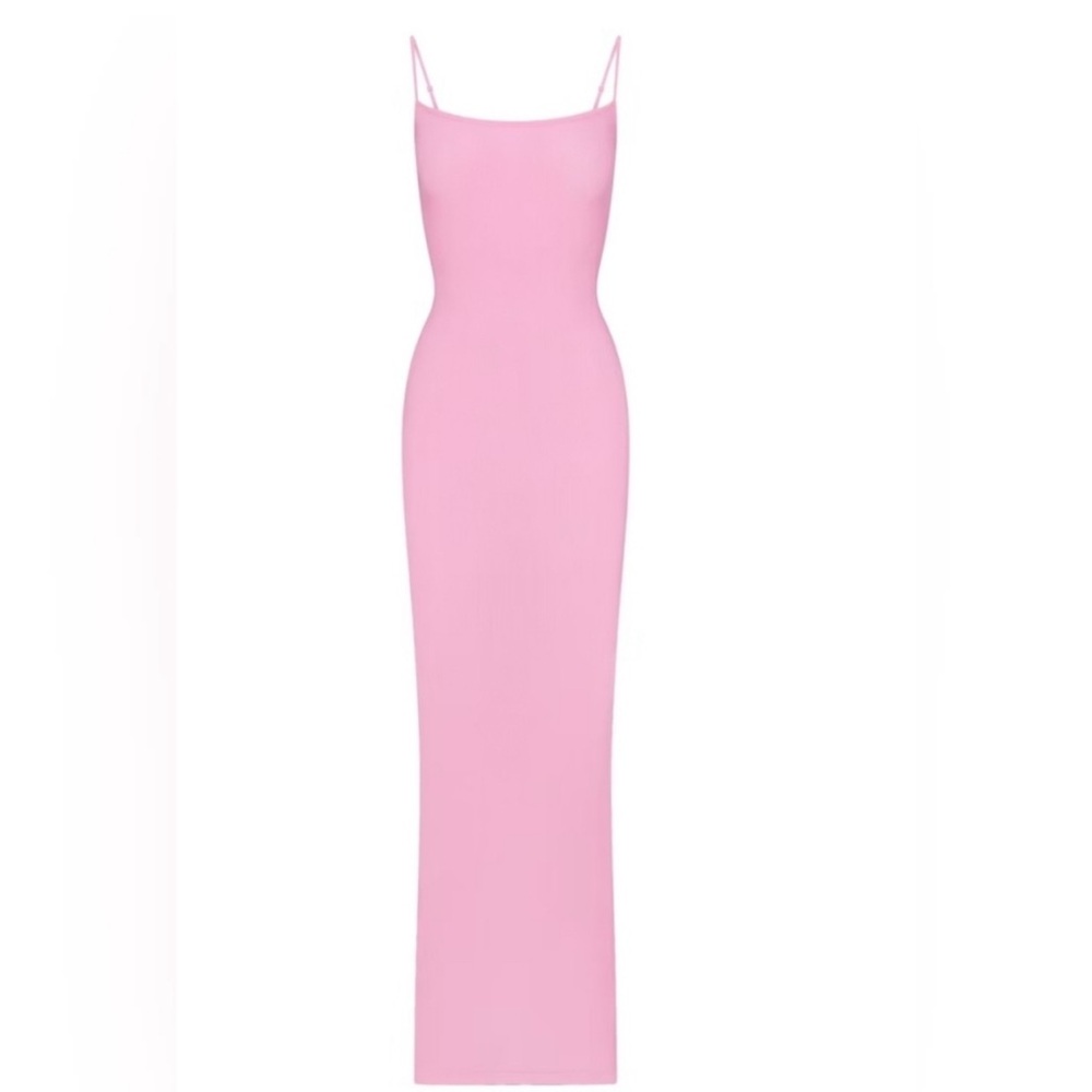 NWT SKIMS Soft Lounge Slip Dress